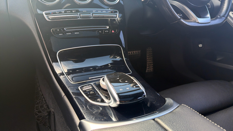 Mercedes-Benz C-Class C250d AMG Line Premium 4dr 9G-Tronic Diesel Saloon